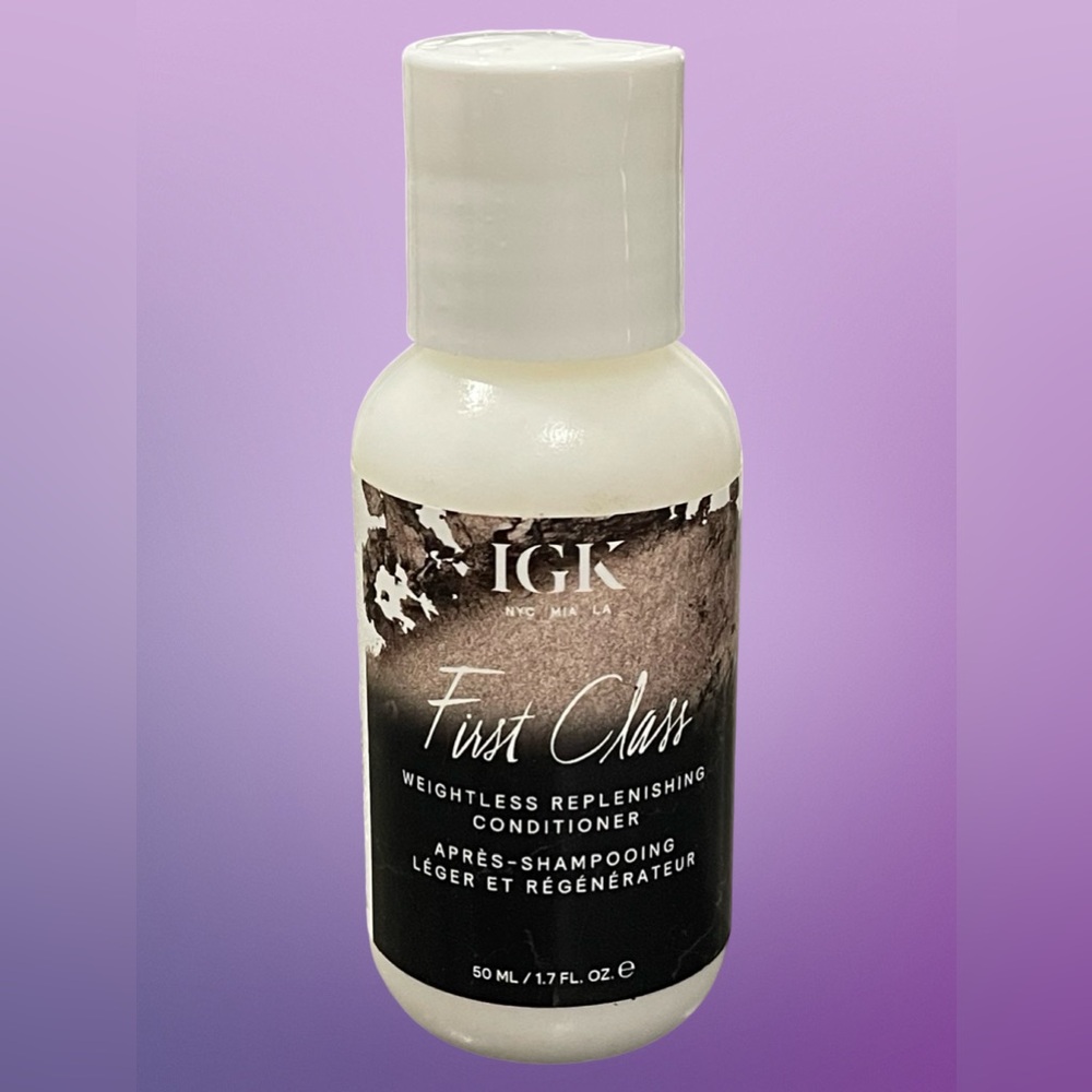 NEW- IGK First Class Weightless Replenishing Conditioner-1.7 oz.